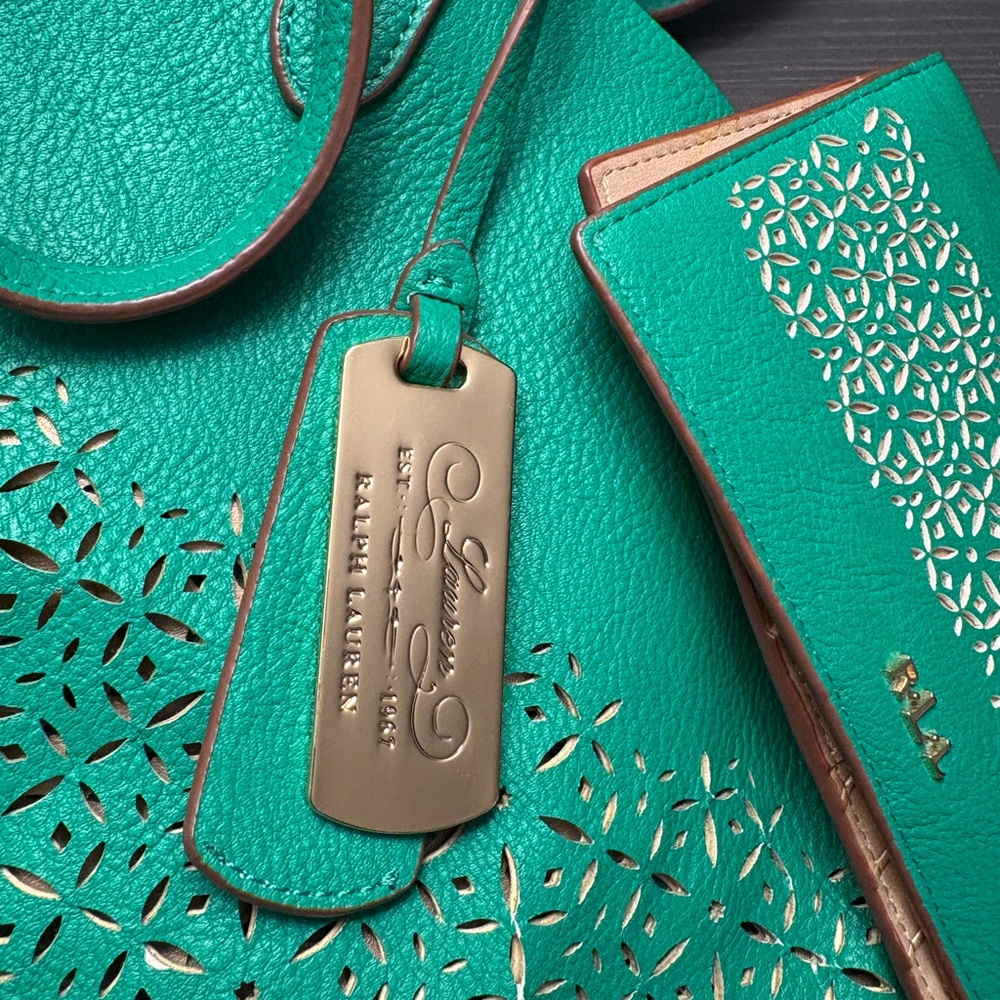 Lauren Ralph Lauren Vibrant Green Shoulder Bag - Picture 5 of 9